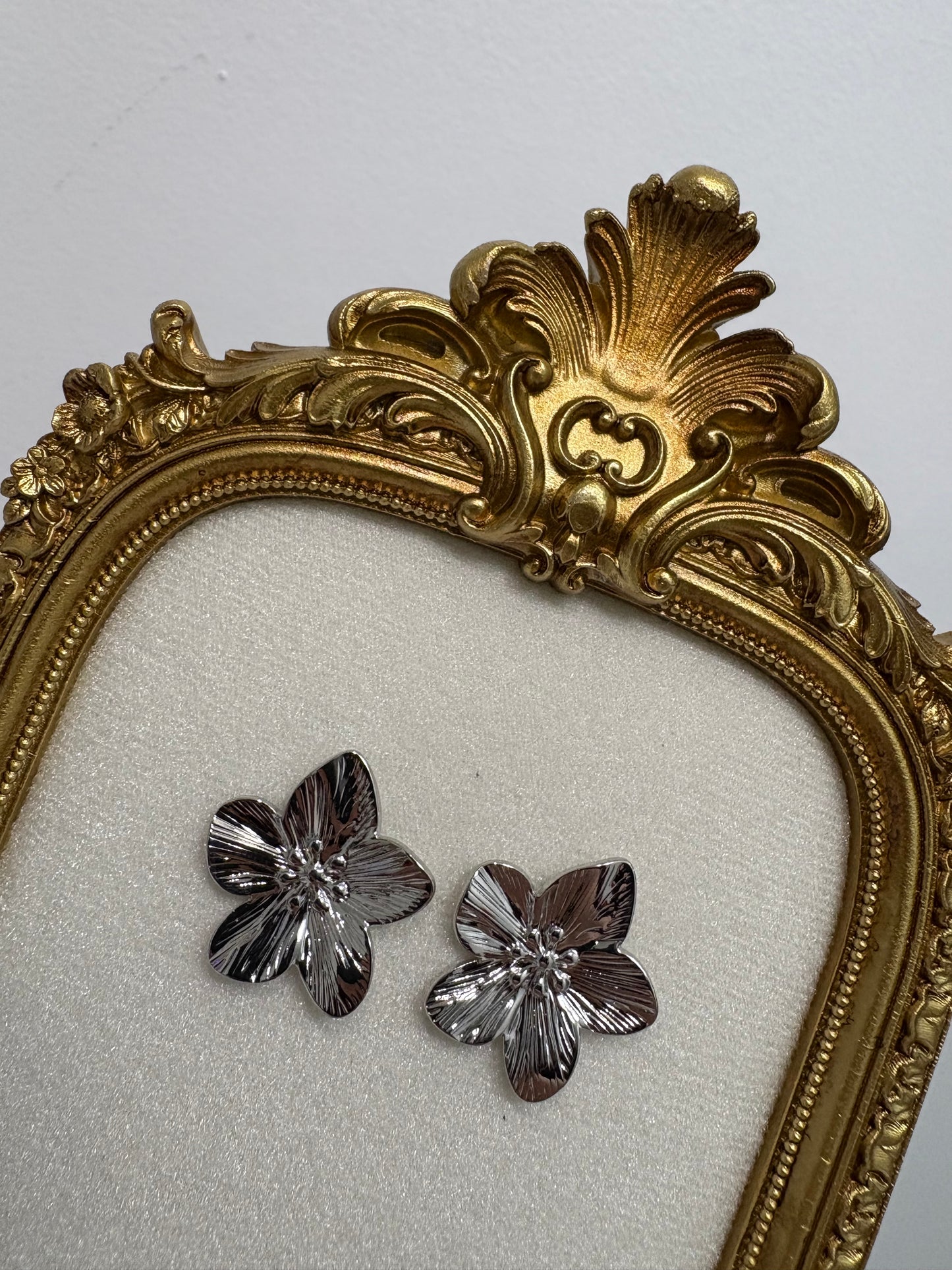 Boucles d’oreilles Liora en acier inoxydable (Stainless Steel)